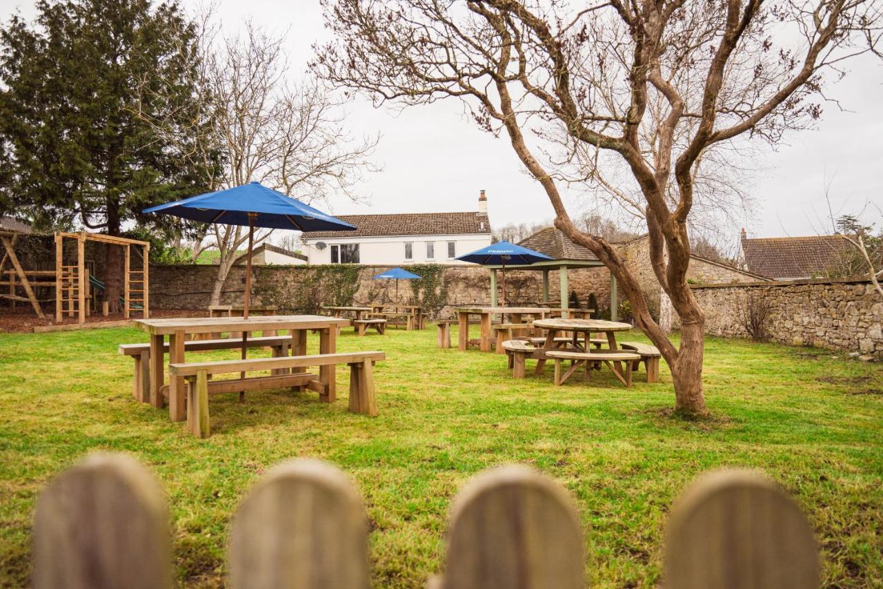 The George Inn Wedmore Exterior photo